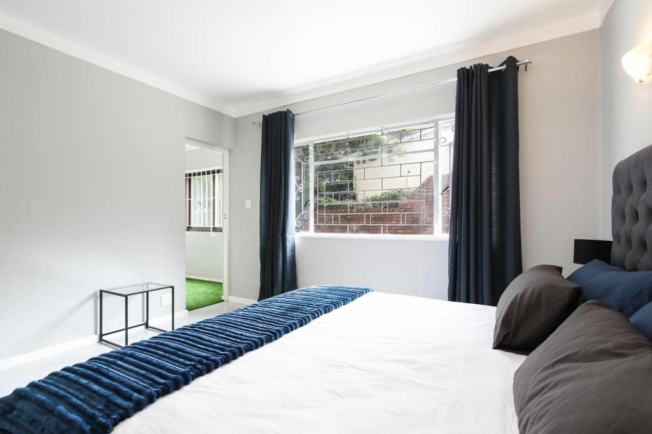Nederburg, Sea Point, 2 Bed Apt - New Кейптаун Екстериор снимка